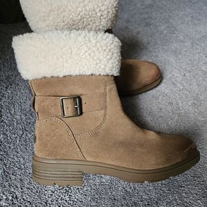 UGG Tan Suede Winter Boots with Buckle Size 9